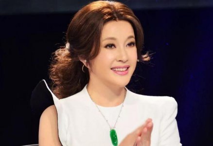 刘晓庆坐过牢是真的吗 刘晓庆坐牢的原因是什么