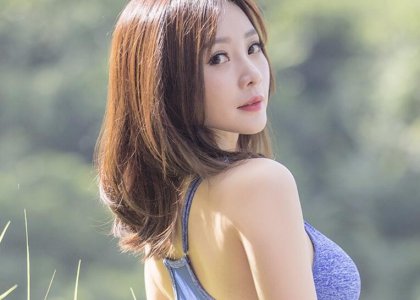 柳岩辟谣买十套房 房子是用来住的不是用来炒的