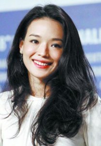 每一种脸型都有一款适合自己的发型 女孩什么发型显脸瘦