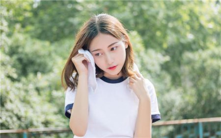 现在化妆变得越来越普遍 如何化好底妆的正确步骤