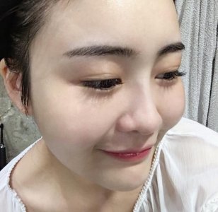 女生们一定不能忽视的一个问题就是护肤了 女人怎么护肤保养皮肤？