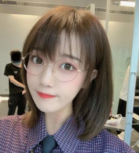 发型在女生的装扮当中有着百搭百变的特质 什么人不适合剪刘海？