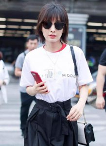 &#8203;作为一名学生党 学生党怎么搭配衣服好看？