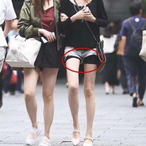 炎热的夏季 女生为什么穿安全裤？