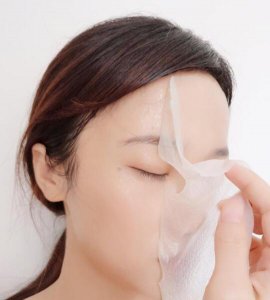 敷面膜是我们每天都要做的事情 女性敷面膜的几个误区