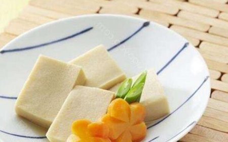 豆腐中含有大量的植物性蛋白质 天天吃豆腐能减肥吗？