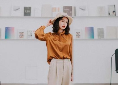 你是不是也在为穿衣搭配而烦恼 女式衬衫怎么穿搭好看图片