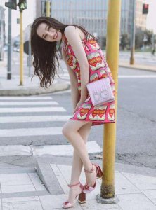 不停的买衣服 不停的买衣服是什么病？