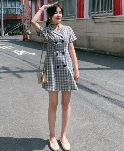 夏天不同于冬日那样将自己裹得严严实实 微胖女孩夏季穿衣搭配图片