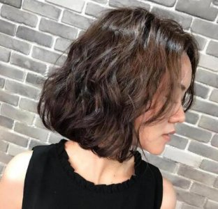 脸型决定发型 脸长的女生适合什么样的发型？