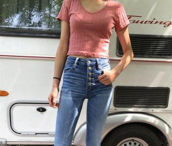 牛仔裤 今年流行什么牛仔裤女