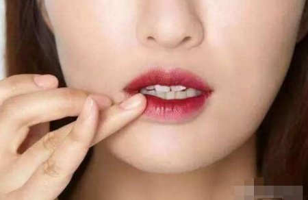 哪个女人不是天生就要打扮 会打扮和不会打扮的区别