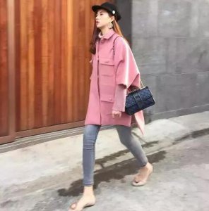 不知道妹子们和小编是不是有一样的感受 粉红色衣服怎么搭配图片
