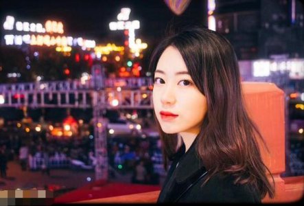 最近在群里 两个月瘦20斤正常吗？