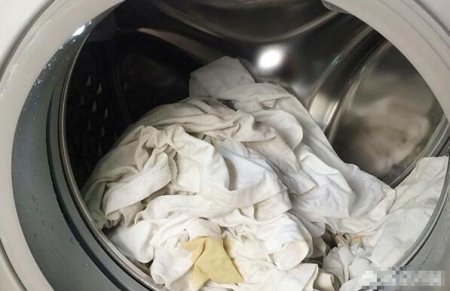 洗衣机方便了我们的日常生活 洗衣机洗完衣服有毛毛怎么办？