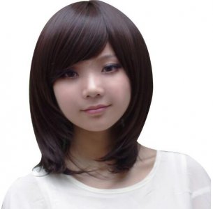 生圆脸给人的印象是非常俏皮可爱的 圆脸适合做什么样的发型？