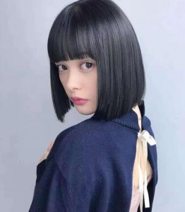 齐刘海作为刘海界的元老 齐刘海适合什么脸型女？