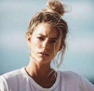 女生想要显得活力 女生怎样扎头发好看