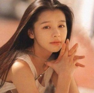 小编身为一个不资深的化妆人士 怎样画出精致的妆容