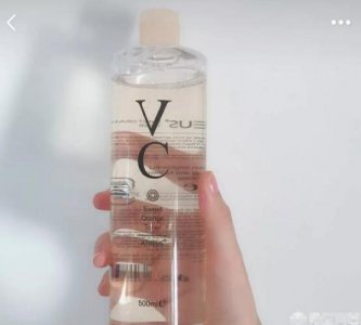 对于女生来说护肤品是必需品 哪个牌子的爽肤水好用？