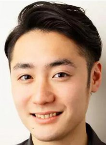 对于脸型比较圆的男生女生来说 2021年圆脸适合怎样发型？