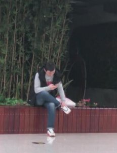 王思聪吃饭花58元 生活一落千丈大不如前