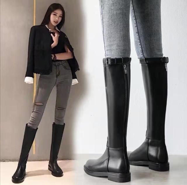 靴子是我们很多女生冬季必买的一款鞋子 小腿粗适合穿什么靴子?