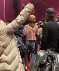 寇静捧场张亮话剧 专程带天天捧场假离婚再次石锤