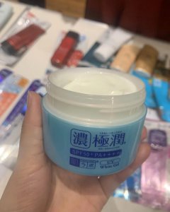 冬季的皮肤问题一直都是女生们的心头病 冬季好用的面霜推荐