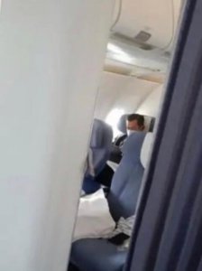 古天乐回应吃泡面 曾被拍到飞机上吃泡面引热议