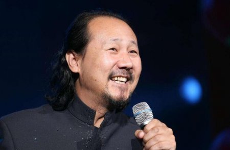腾格尔唱芒种 表演摇滚歌曲燃爆全场