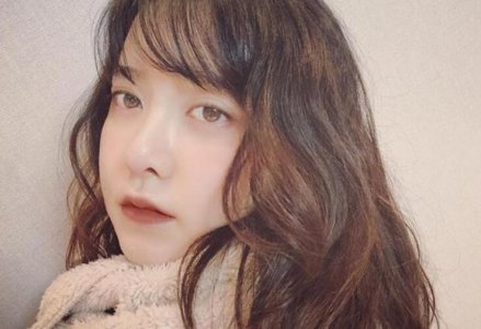 具惠善晒新造型 五官秀气可人犹如十八岁少女