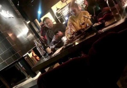张雨绮与男友同游日本 二人全程无沟通感情疑发生危机