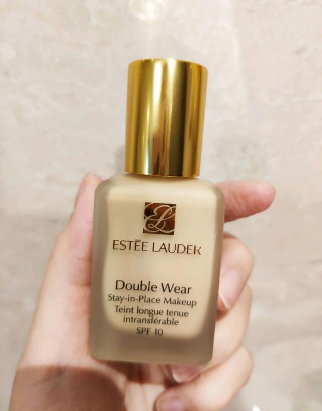 雅诗兰黛粉底液雅诗兰黛哪款粉底液好用