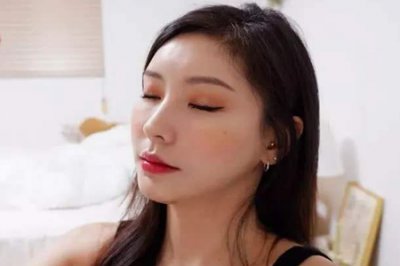 ins最火网红憋气定妆法 红爆隔壁霓虹国及老韩家