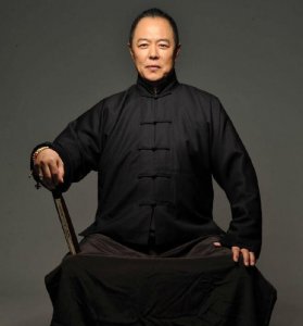 网传张铁林在英国确诊 被曝打算回国接受治疗