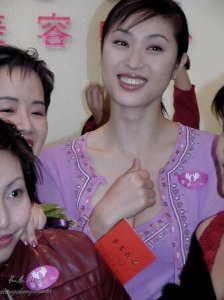 陈法蓉早年旧照曝光 唇红齿白笑容甜美清纯靓丽十足