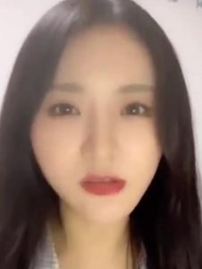 青你向莫寒要接发费 莫寒吐槽：这个自费非常贵