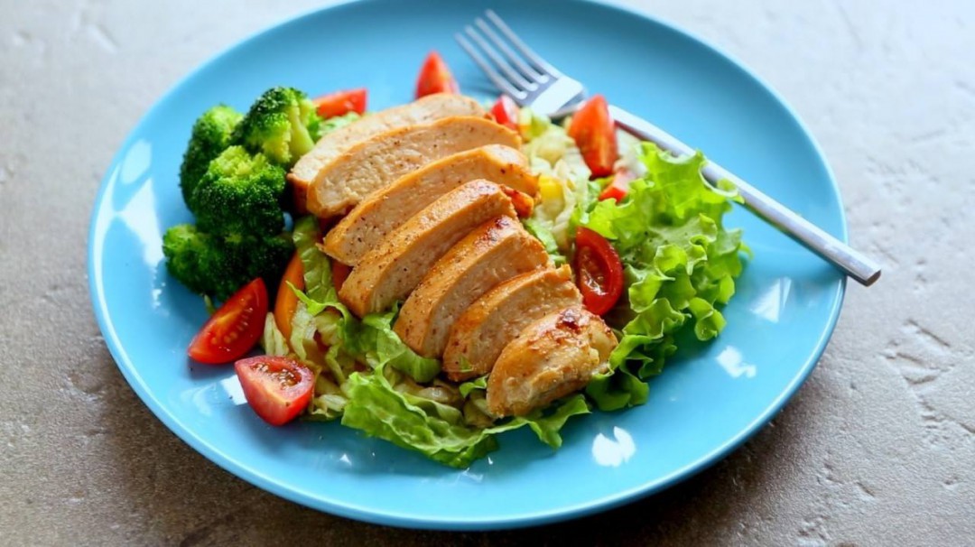 如何做鸡胸肉减肥做鸡胸肉减肥的方法