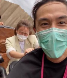 李承铉直拍戚薇坐过山车 戚哥一秒变怂全程惊恐