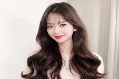 女生怎么打理长卷发？这几个方法让头发更加柔顺！