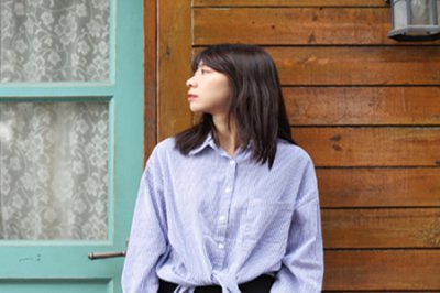 条纹衬衫如何搭配？2021最受女生欢迎穿搭秘籍分享给您！