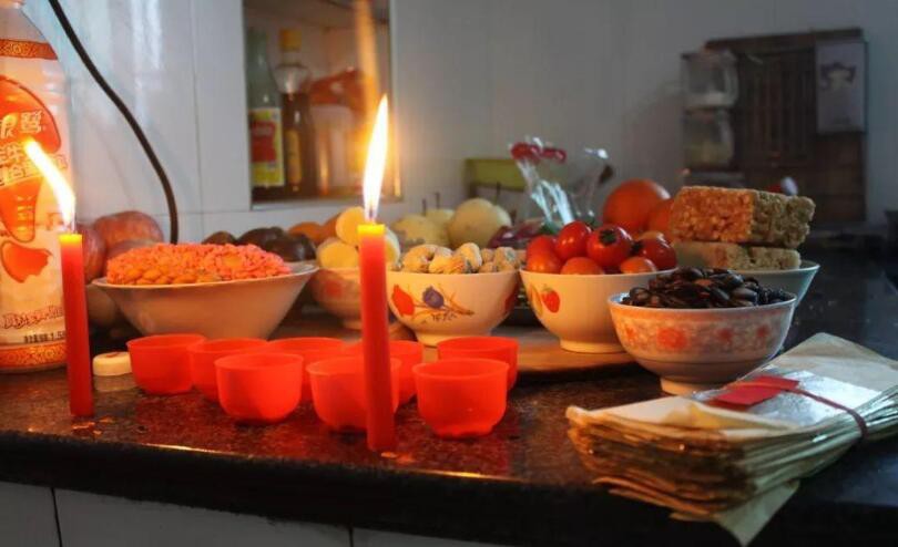 腊月二十三祭灶用什么 腊月祭灶由来介绍