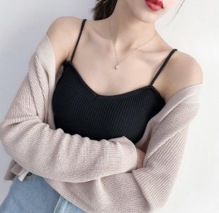 吊带背心配什么裤子 吊带背心里面要穿什么