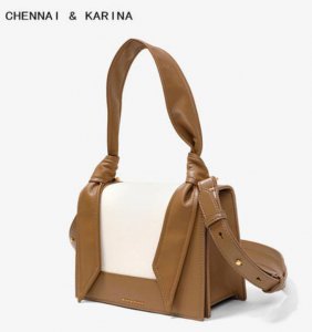 chennal karina是小ck吗 chennai&karina什么牌子