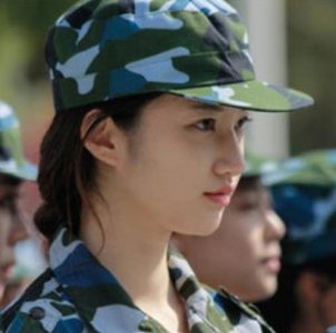 军训怎么梳好看发型? 军训有刘海怎么戴帽子
