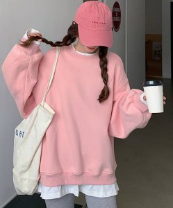 黄皮妹子适合什么颜色 黄皮穿粉色衣服显黑吗