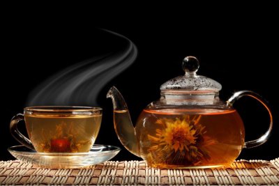 茶叶水去痘印方法 茶叶水可以洗脸上的痘痘吗？