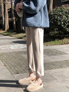 米色裤子穿搭 米色裤子穿搭禁忌有哪些