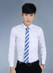 根据自己的身高购买领带长度 领带长度到哪里合适